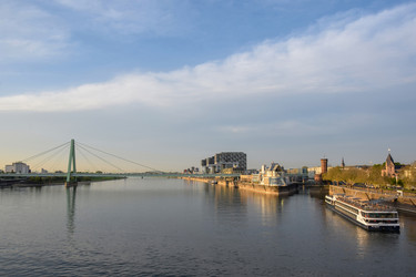 Similar image 21500675