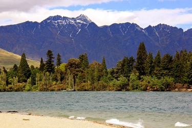 Similar image 21504066