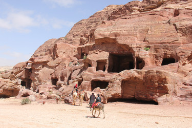 Similar image 21492100