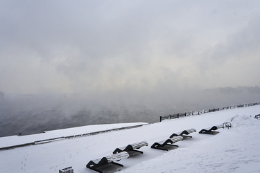 Similar image 21495940