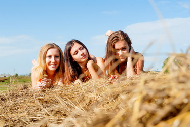 Similar image 21485376