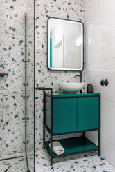 Similar image 21494285