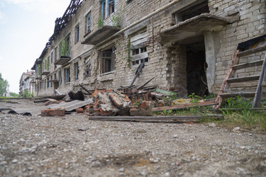 Similar image 21500139