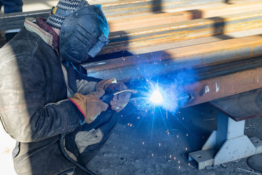 Similar image 21501107