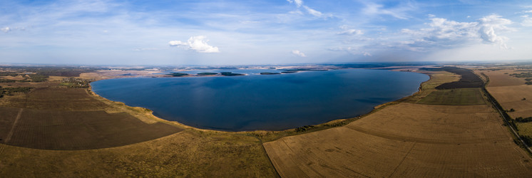 Similar image 21513494