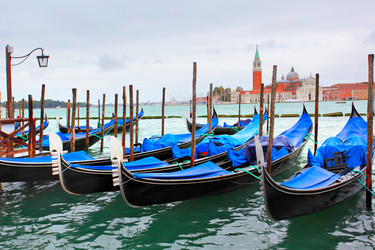 Similar image 21513811