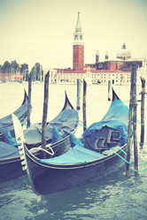 Similar image 21515936