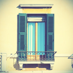 Similar image 21515940