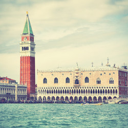 Similar image 21516127