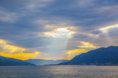 Similar image 21529216