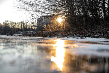 Similar image 21530579