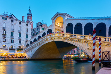 Similar image 21532319