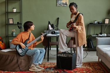 Similar image 21590576