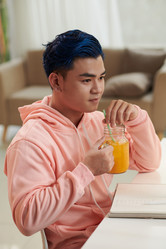 Similar image 21592396