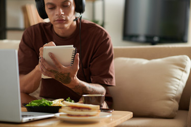 Similar image 21571185