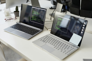 Similar image 21595680