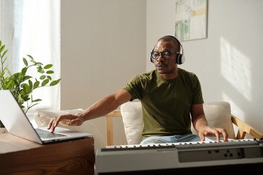 Similar image 21569460