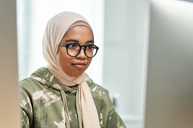 Similar image 21604191