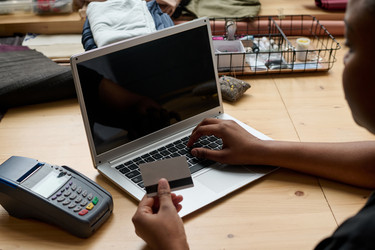 Similar image 21598945