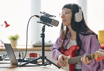 Similar image 21599780