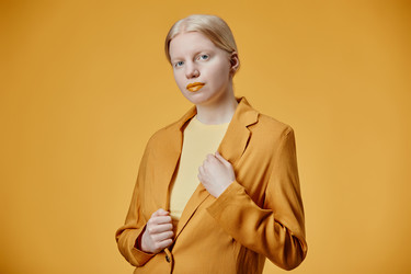 Similar image 21605477