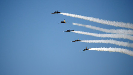 Similar image 21611762