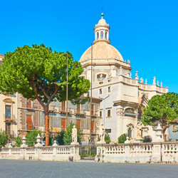 Similar image 21597396