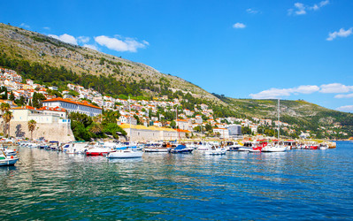 Similar image 21597656