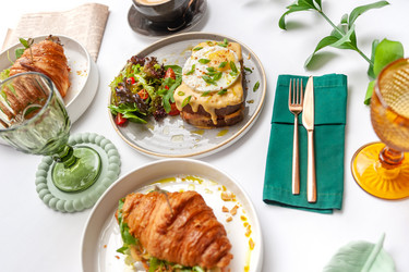 Similar image 21558359