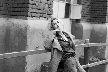 Similar image 21555351