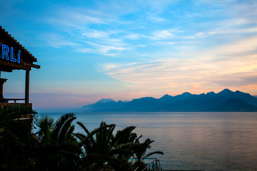 Similar image 21609907