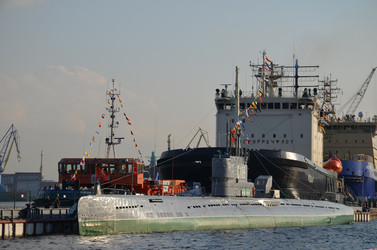 Similar image 21613499