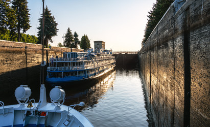 Similar image 21627893