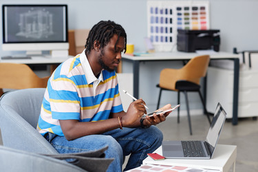 Similar image 21579640