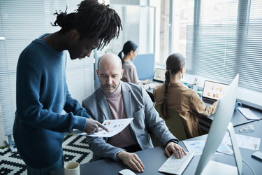 Similar image 21585380