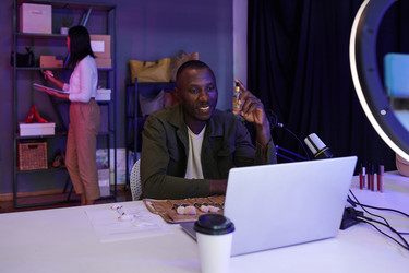 Similar image 21601670