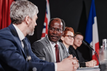 Similar image 21594023