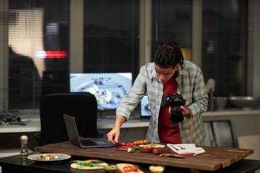 Similar image 21605280