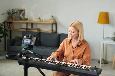 Similar image 21597915