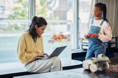 Similar image 21584699