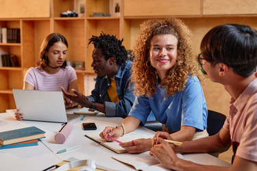 Similar image 21596837