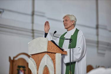 Similar image 21584193