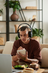 Similar image 21599609