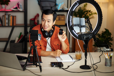 Similar image 21592989