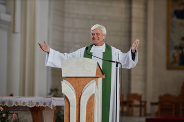 Similar image 21606277