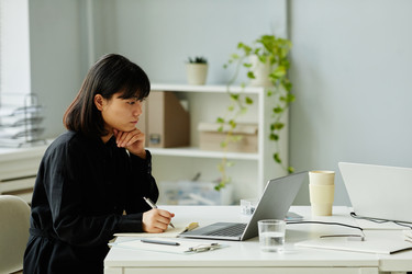 Similar image 21606875