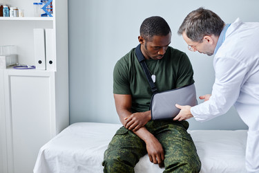 Similar image 21604386