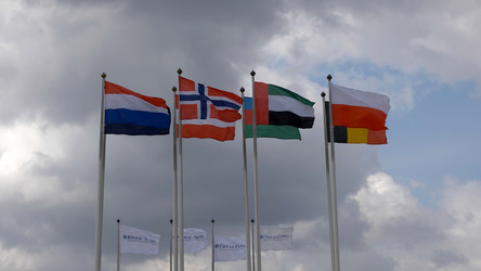 Similar image 21651441