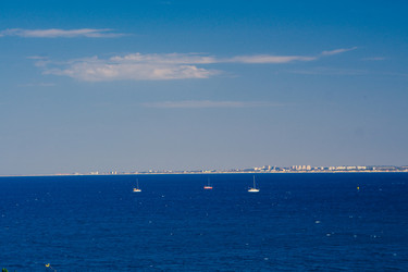 Similar image 21648879