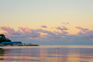 Similar image 21654600